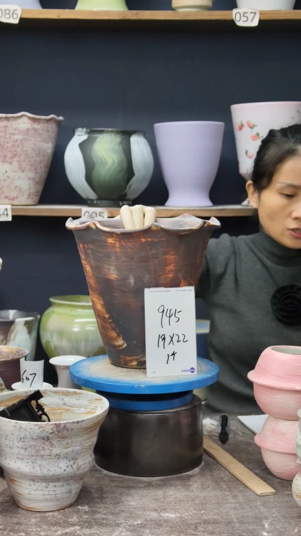 江西景德镇花盆微瑕945