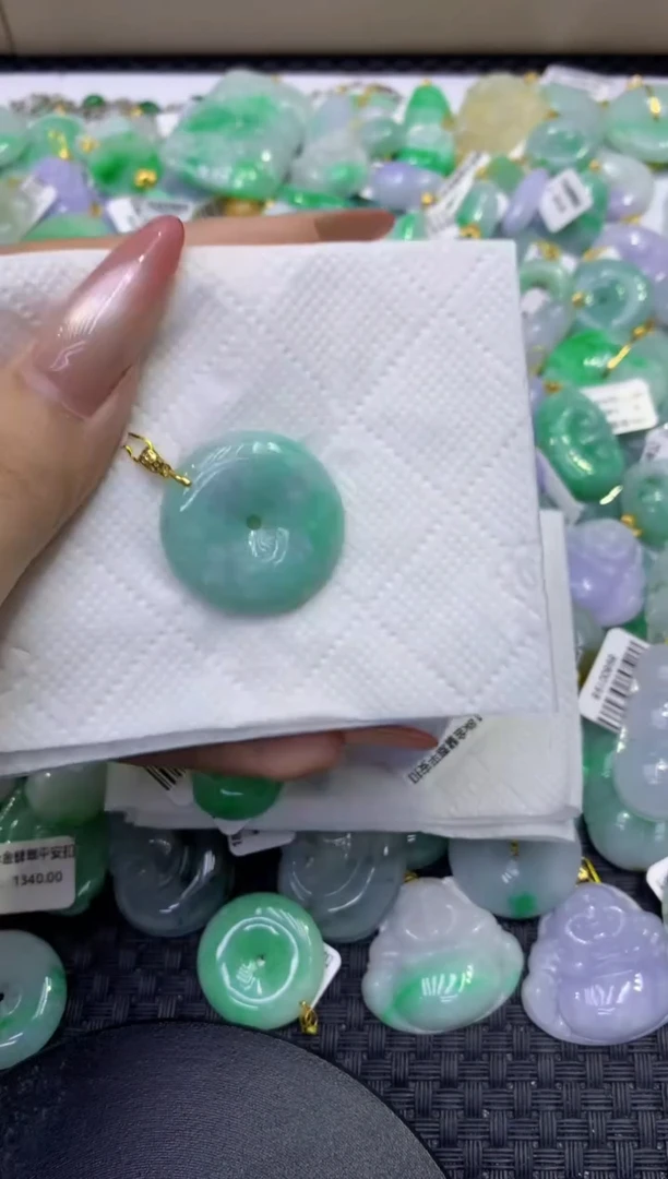 颈饰未镶嵌翡翠天然缅甸A货翡翠