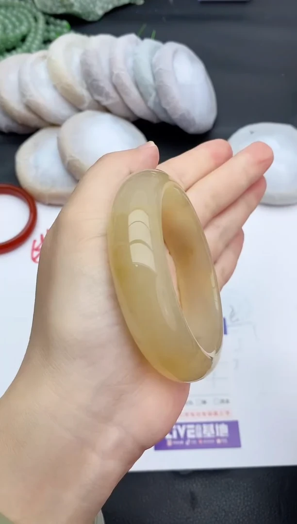未镶嵌手镯石英质玉101+58/59