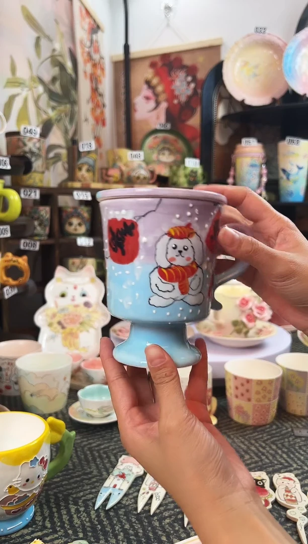 景德镇设计款手绘杯杯
