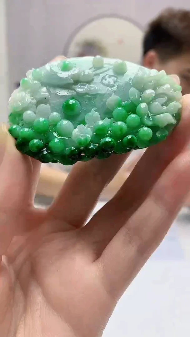 【闪购商品】定制翡翠未镶嵌4868zm-毛货挂件240花