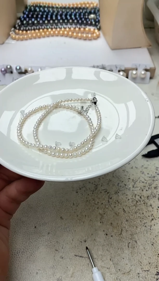 淡水珍珠未镶嵌颈饰1