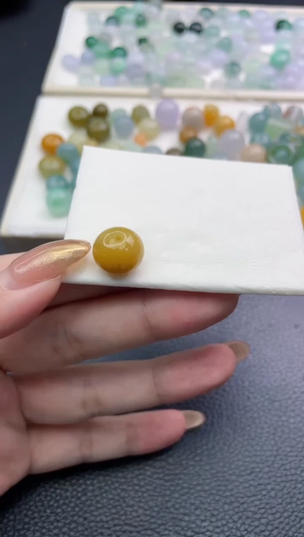 未镶嵌定制翡翠薇***基珠子