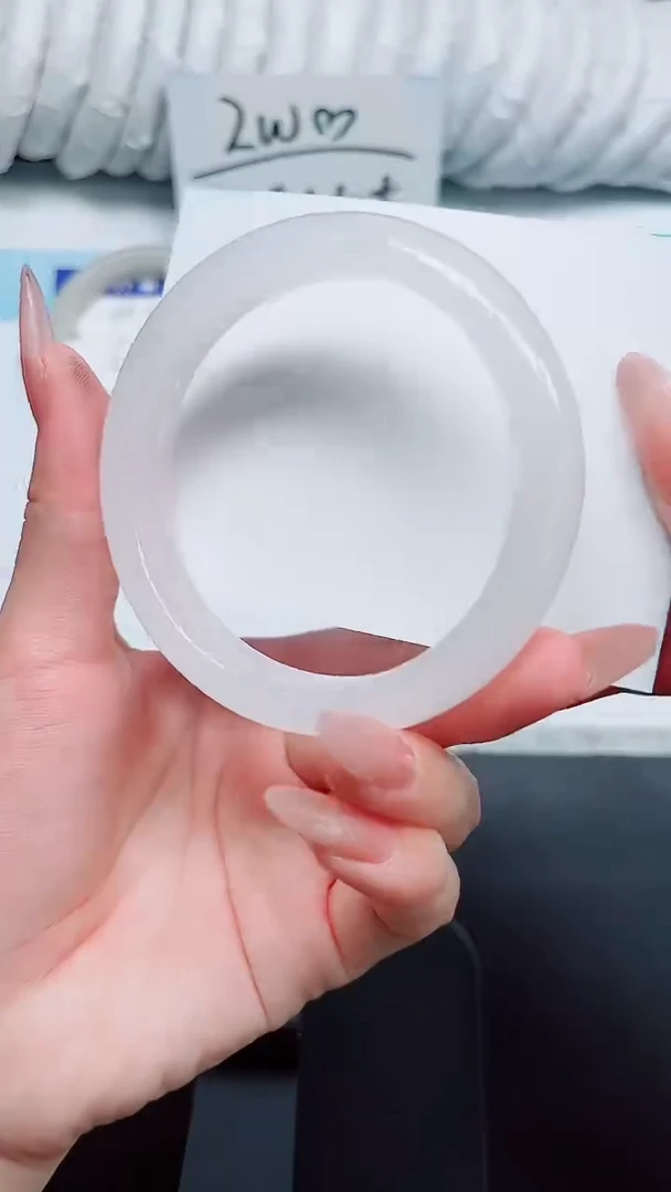 石英质玉手镯未镶嵌67-58