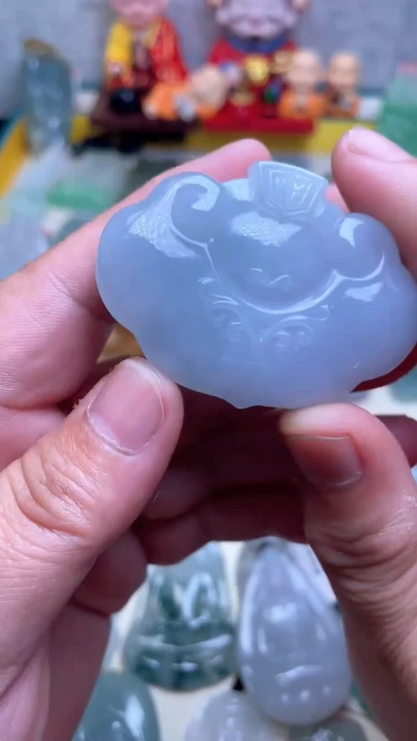 颈饰未镶嵌翡翠1
