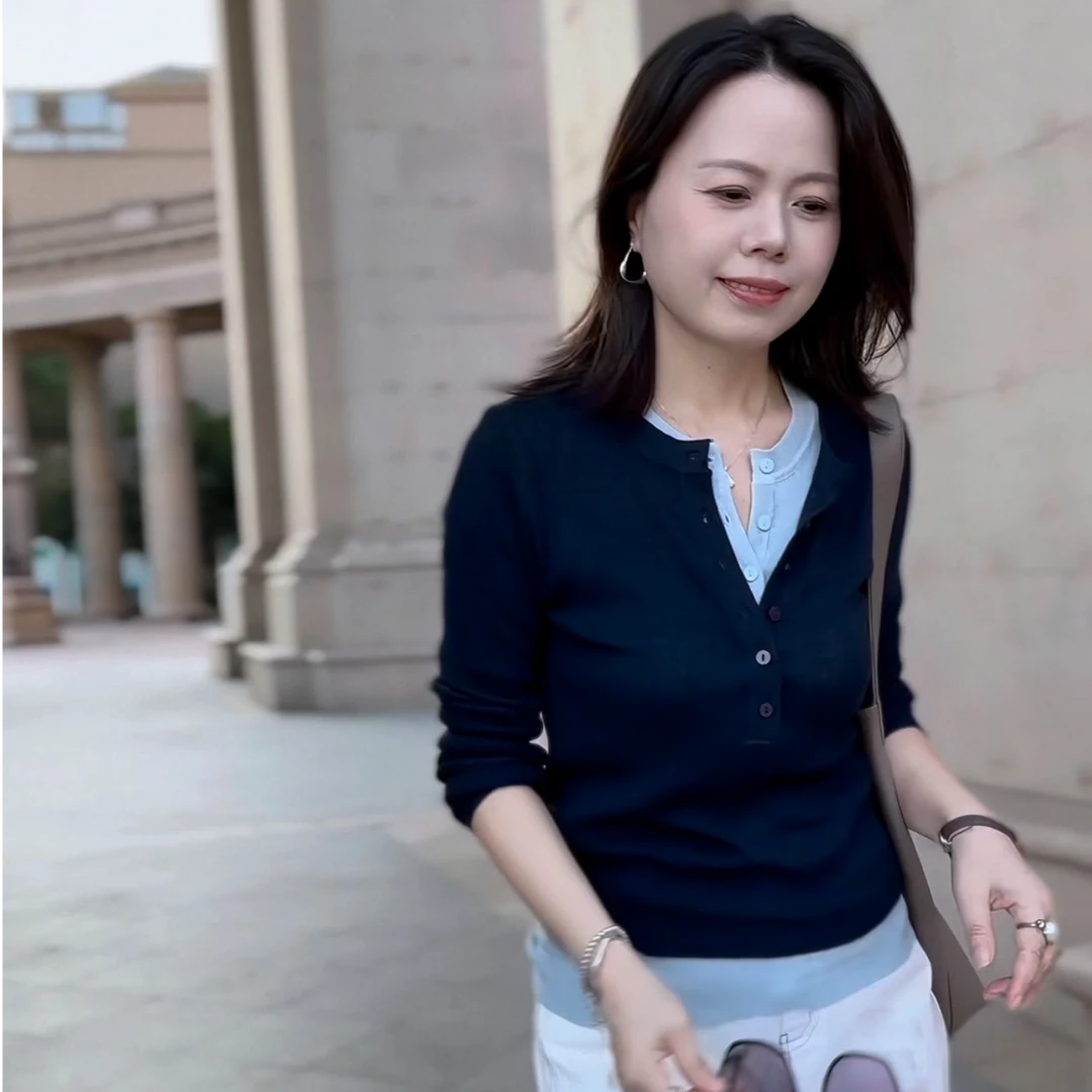 秋上新韩版修身显瘦圆领半开衫真两件百搭羊毛通勤休闲打底针织潮