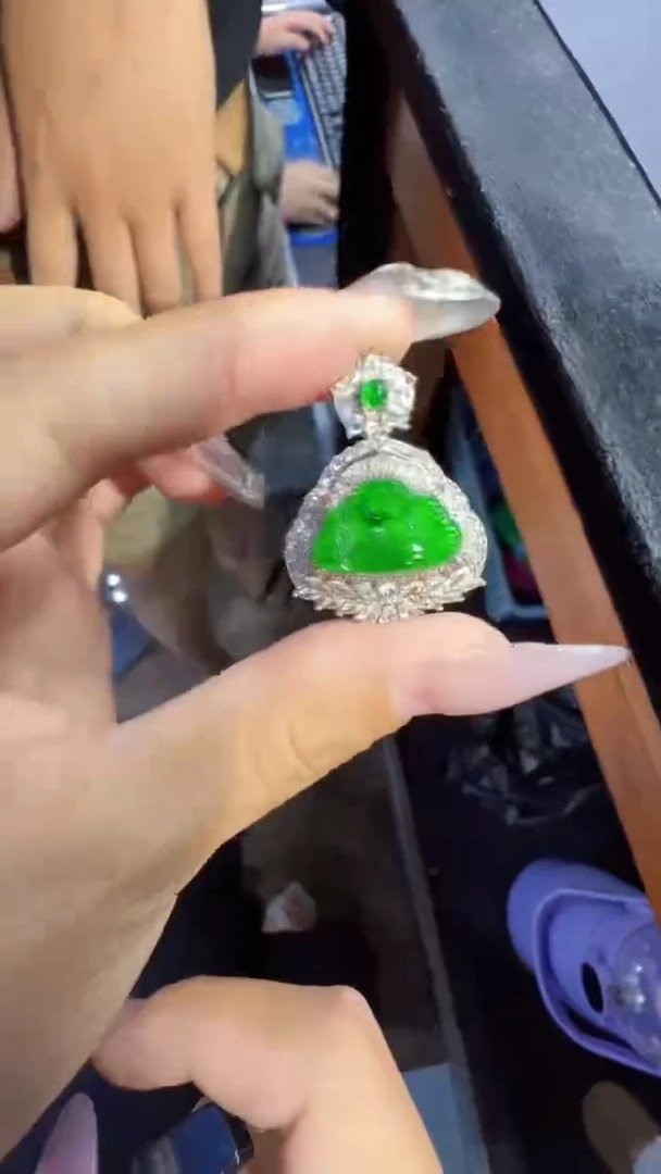 翡翠挂件未镶嵌多样性发货佛公1
