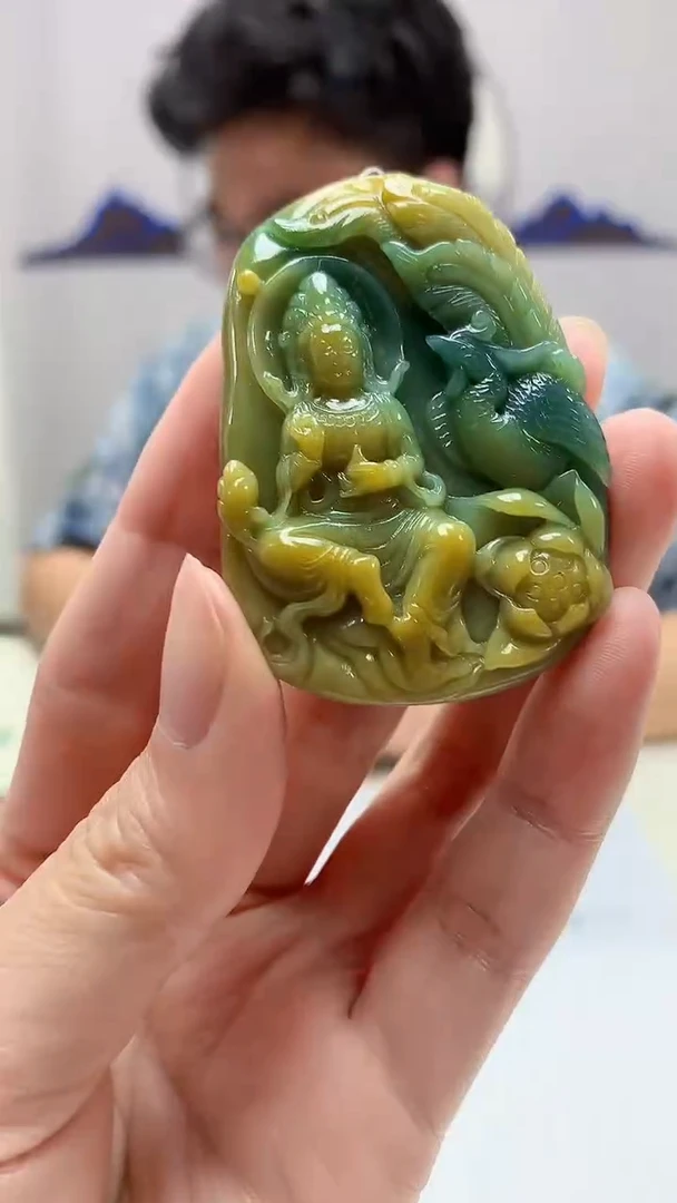 【闪购商品】定制翡翠未镶嵌4688zm-毛货挂件观音175