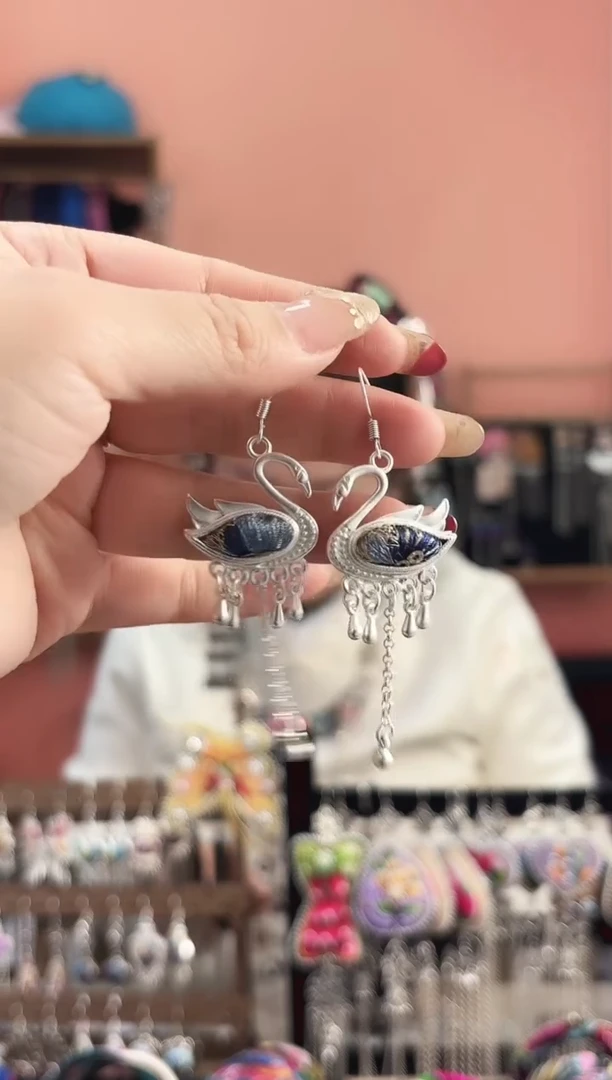 织绣艺枝独绣手工饰品143