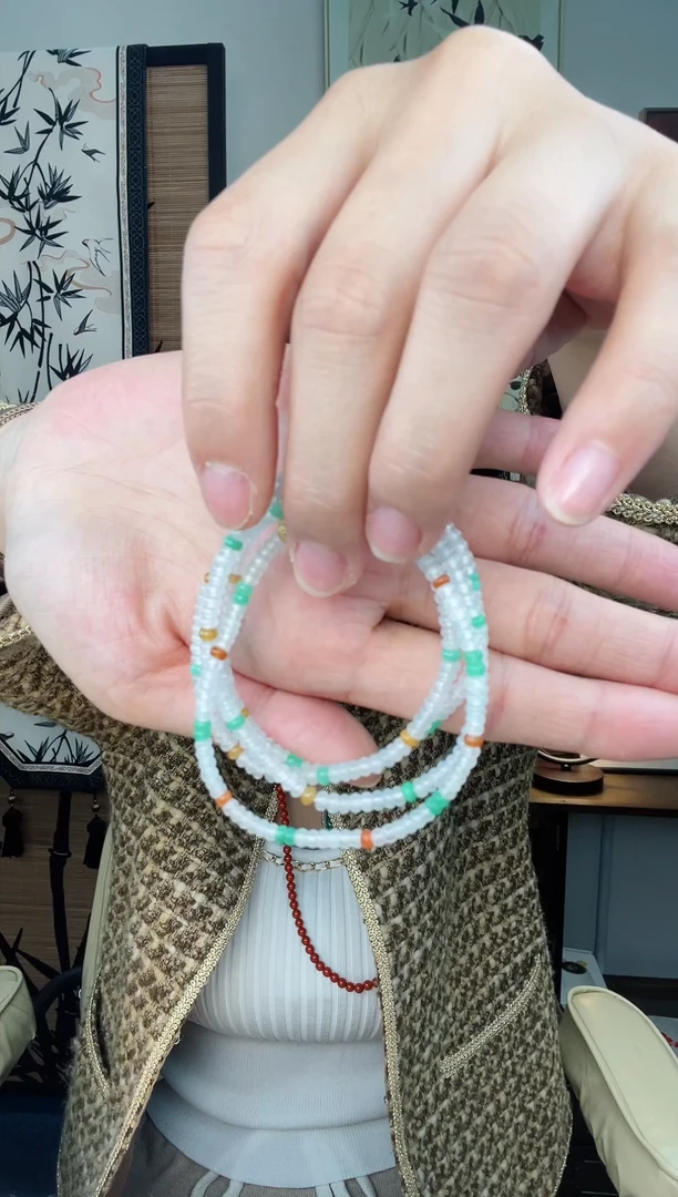 【闪购商品】翡翠吊坠(不含链)18K金镶嵌翡翠多宝小米珠手串