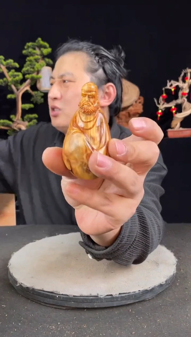 【闪购商品】柏木（崖柏）其他手工摆件,先抢先得!