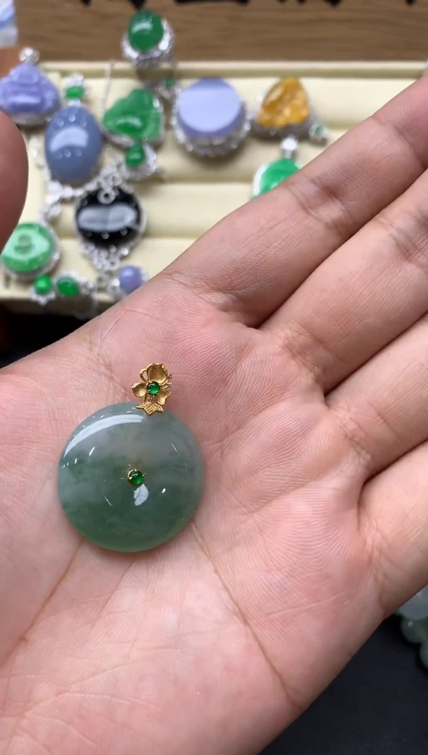 翡翠18K金镶嵌颈饰197-中国好珍宝