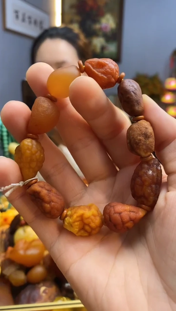 未镶嵌琥珀手串手串