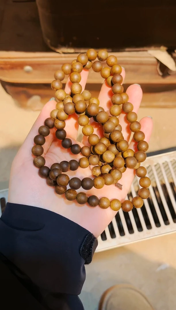 【闪购商品】沉香木手串七七专属精品链接4537