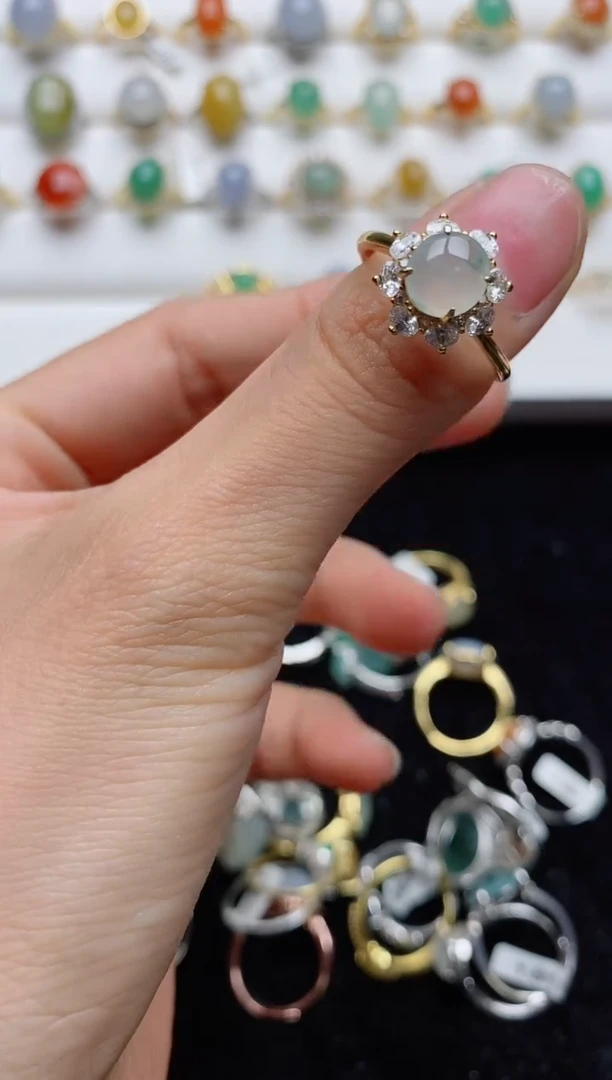 翡翠戒指银S925镶嵌......