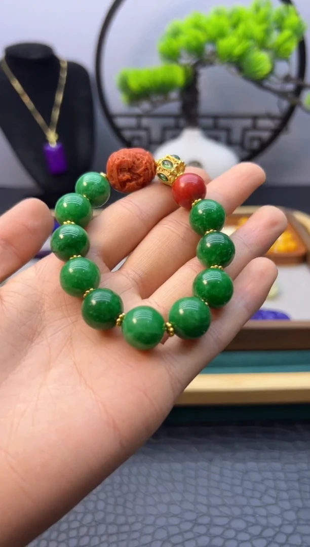 【闪购商品】翡翠颈饰14K金镶嵌S168