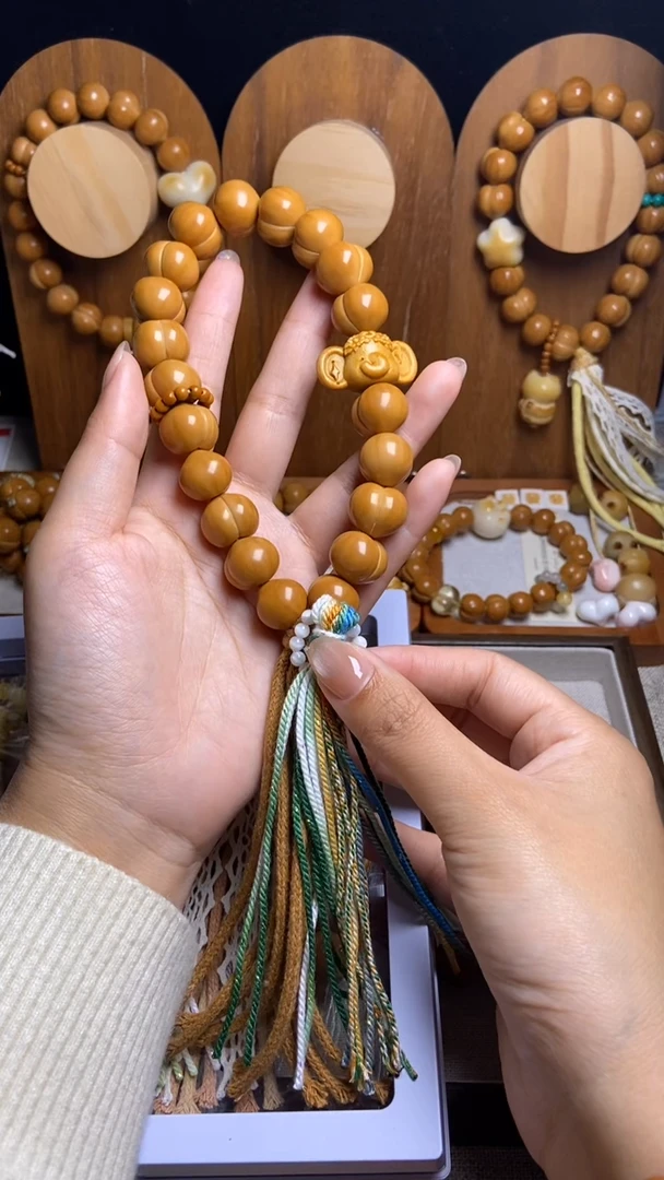 手串猴头核桃小*菓全品原皮泡芙小象橄榄核新绿流苏