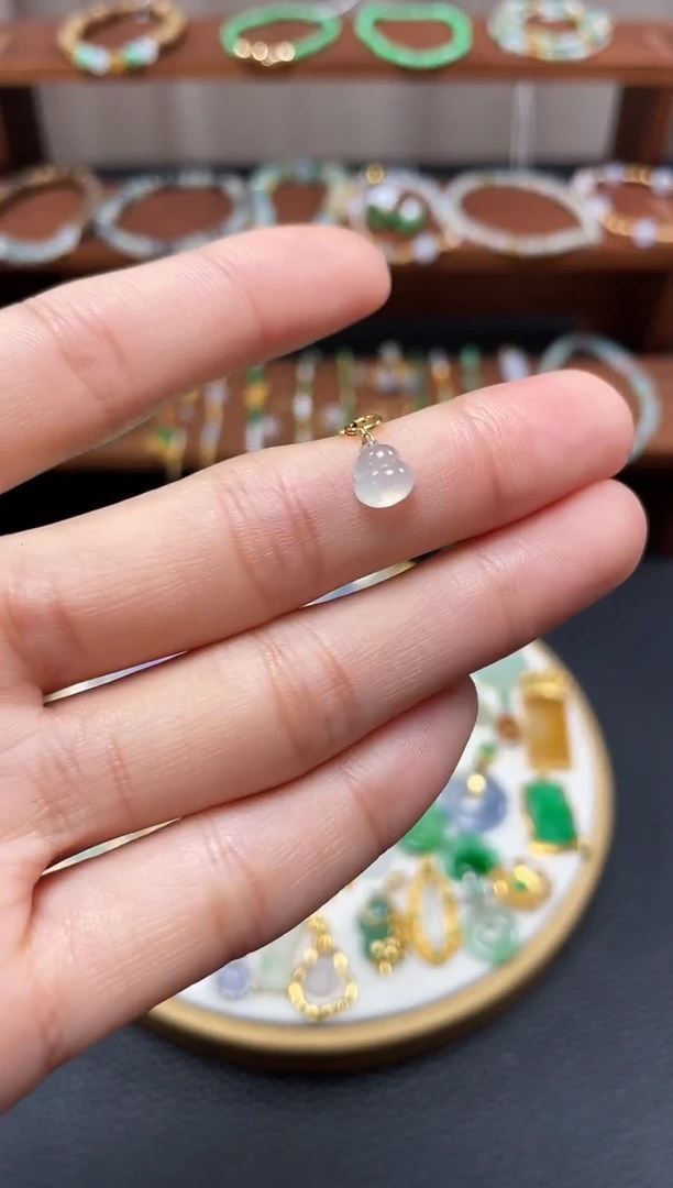 【闪购商品】翡翠吊坠(不含链)18K金镶嵌一个  JK288