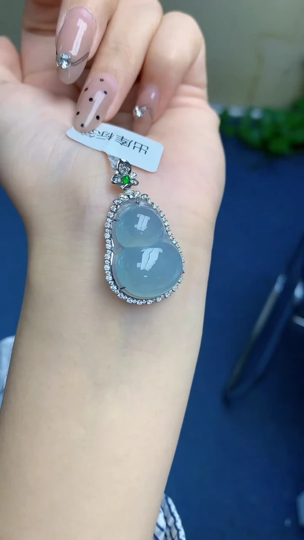 颈饰18K金镶嵌翡翠天然缅甸翡翠a货百元以上9元证书费自理