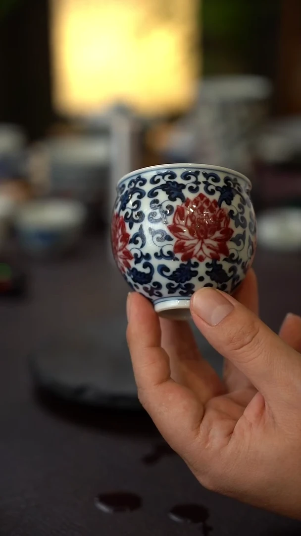 41号景德镇全手工手绘青花釉里红龙蛋杯（微瑕）