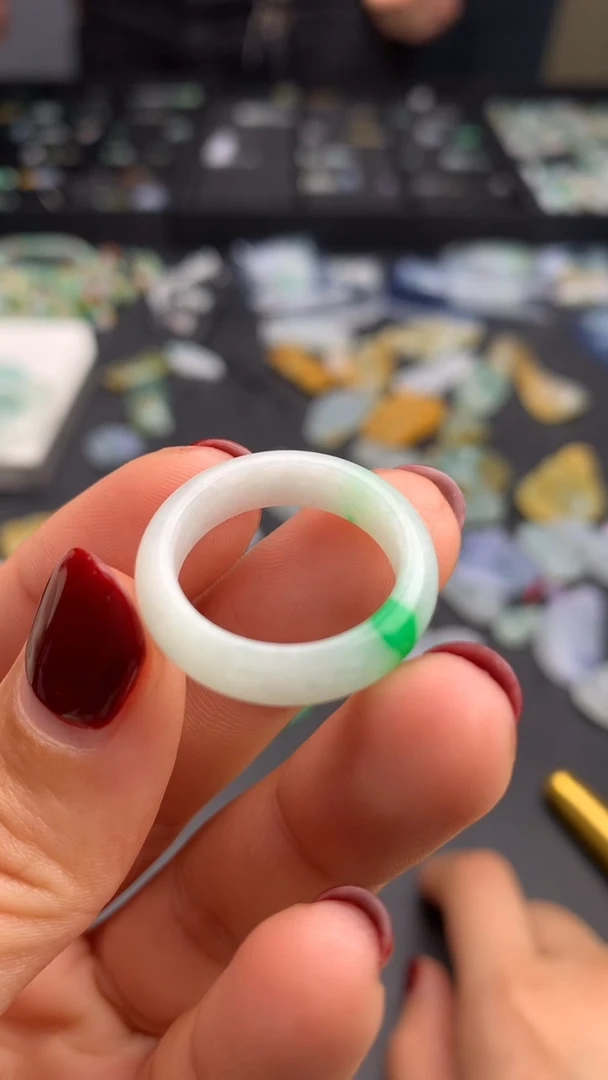 【闪购商品】定制翡翠未镶嵌