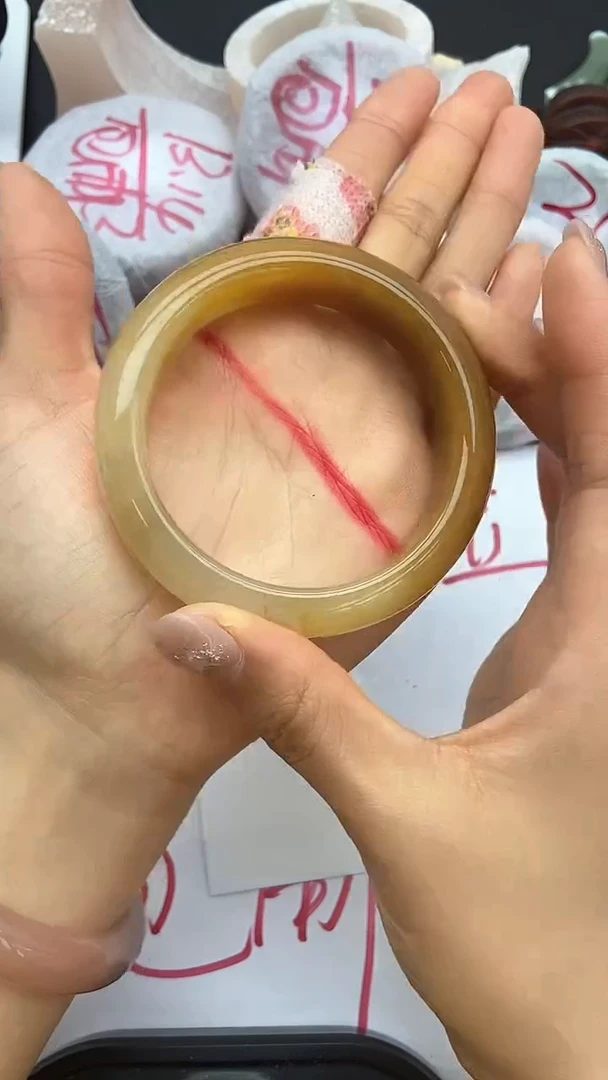 未镶嵌手镯石英质玉A143+58.4