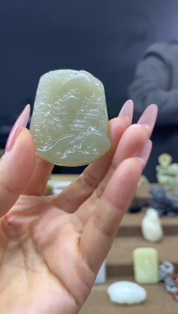 颈饰未镶嵌和田玉1