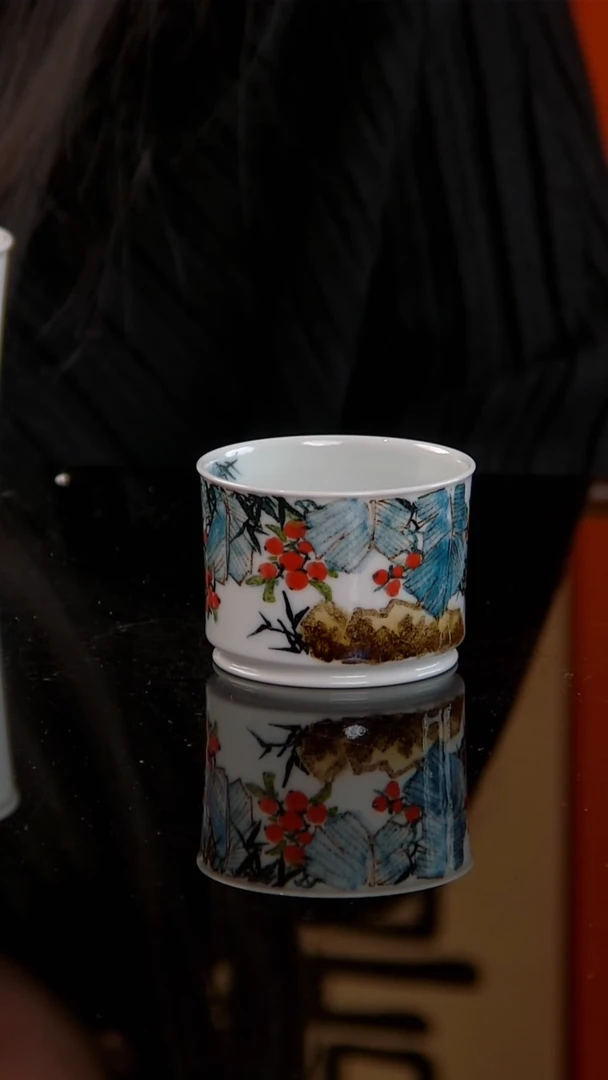 李华手绘釉中五彩竹石芭蕉容天杯