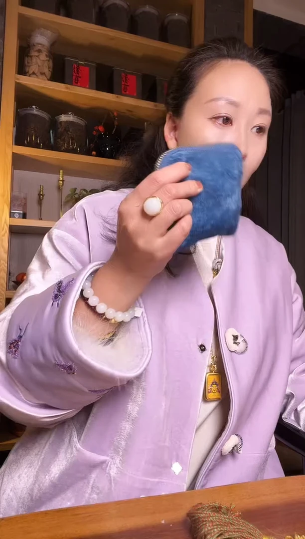 饰品包1个-------