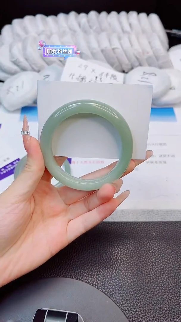 未镶嵌手镯石英质玉12-57