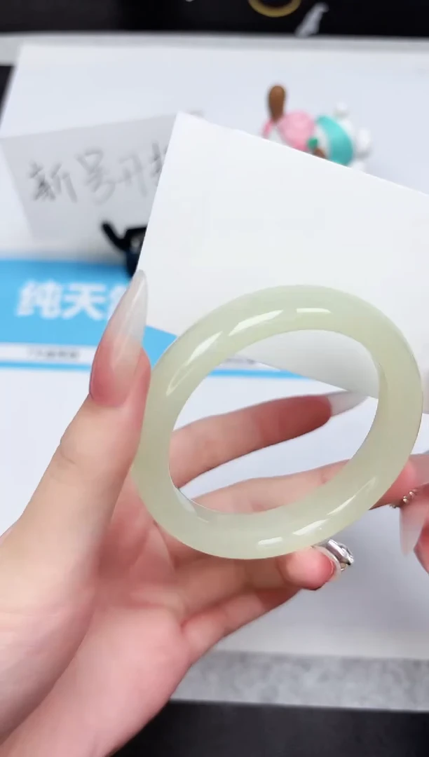 石英质玉手镯未镶嵌476-58