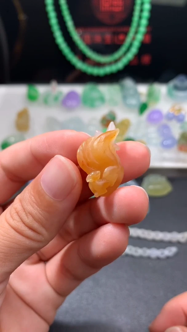 未镶嵌定制翡翠