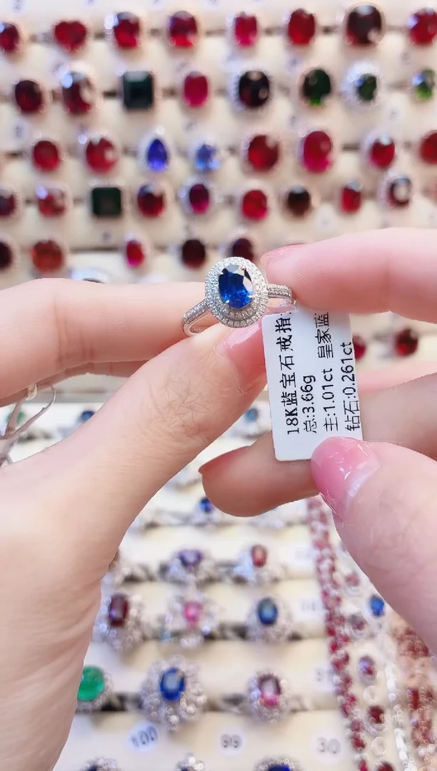 戒指蓝宝石18K金镶嵌静**?1