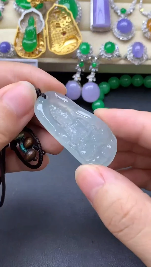 翡翠未镶嵌颈饰85-中国好珍宝