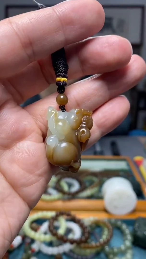 颈饰未镶嵌和田玉69