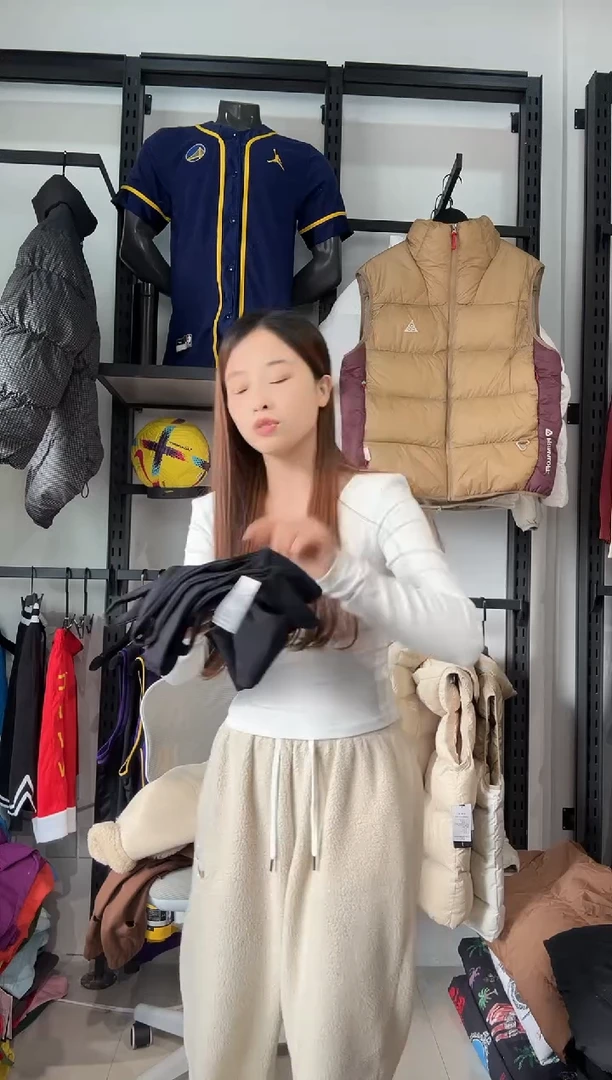 3321闪购编码  运动卫衣裤以直播间过款为准 尺码  xl 2