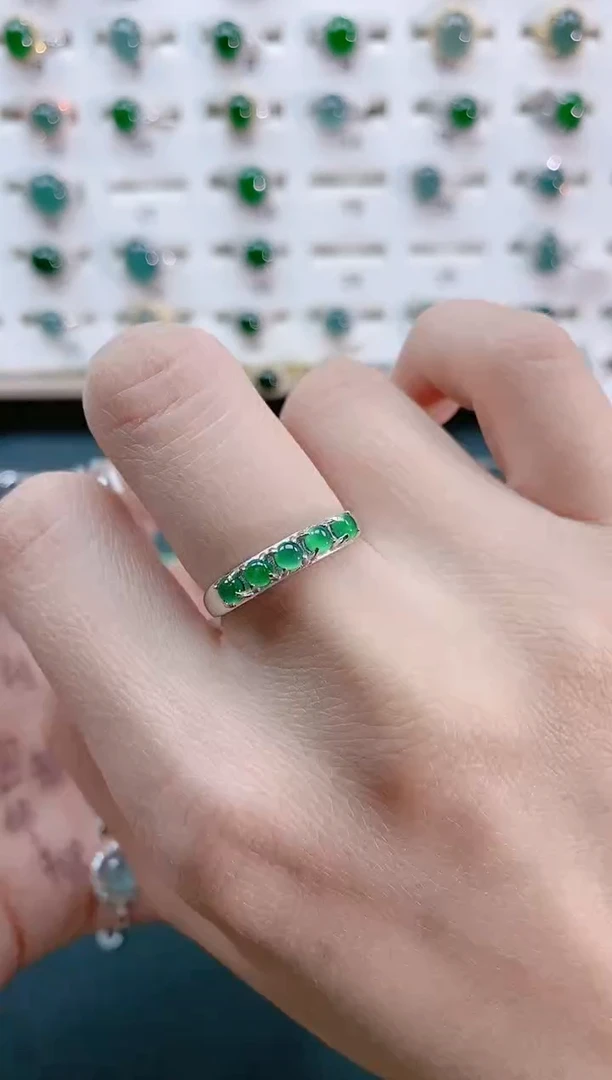 【闪购商品】翡翠戒指银S925镶嵌天然翡翠