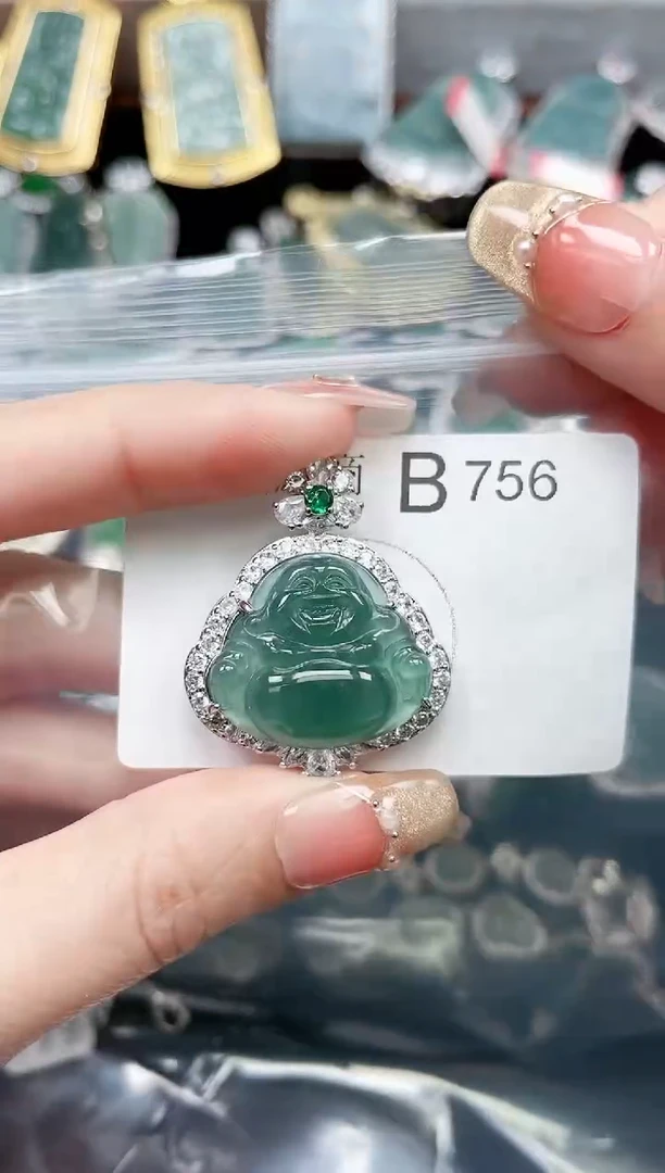 【闪购商品】翡翠颈饰未镶嵌756赠皮绳