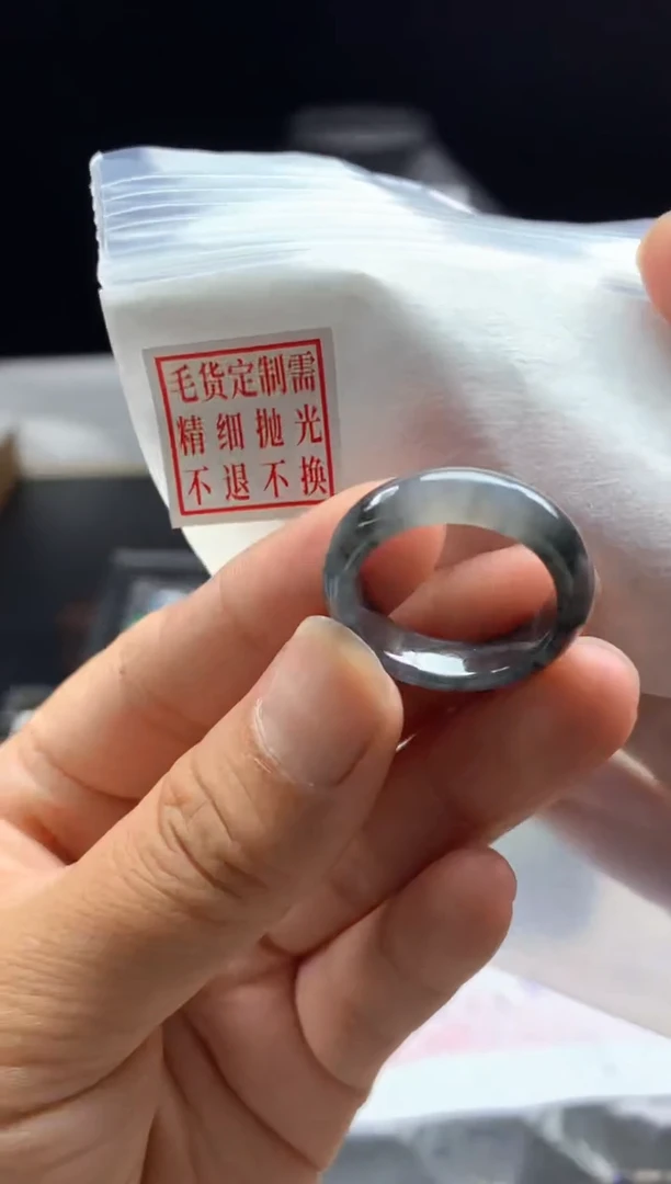 未镶嵌定制翡翠毛货需精细抛光戒圈 18#