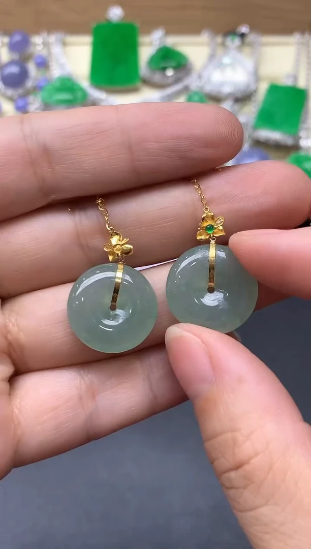 颈饰18K金镶嵌翡翠353中国好珍宝