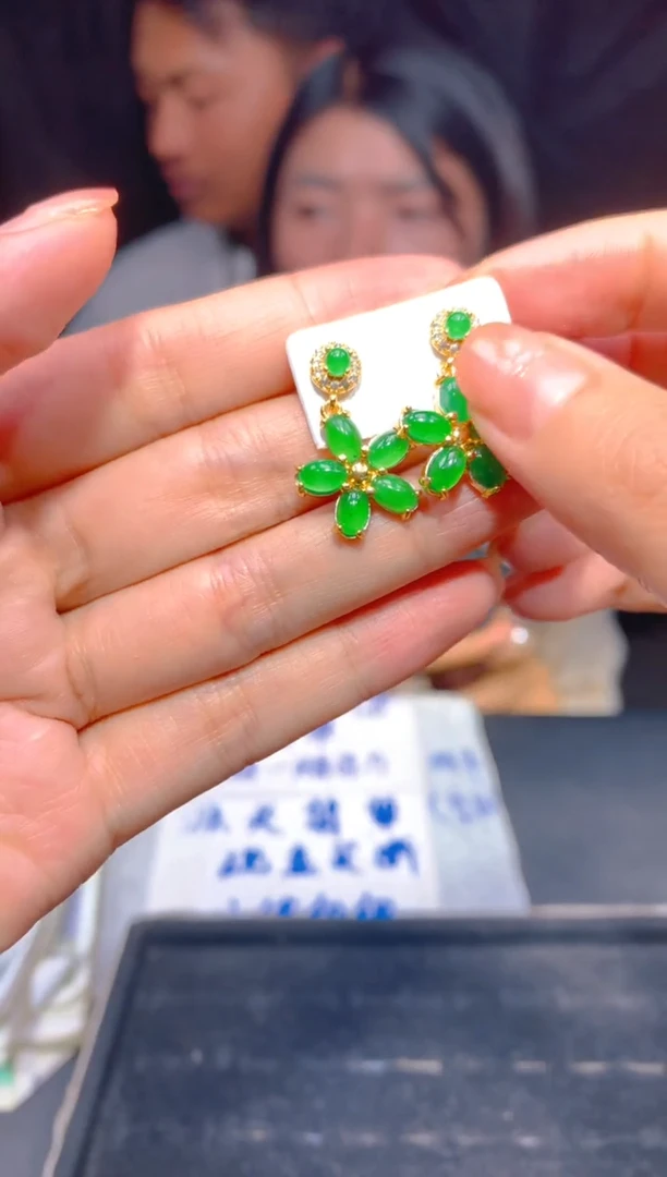 【闪购商品】定制翡翠未镶嵌118多样性发货（发其一）