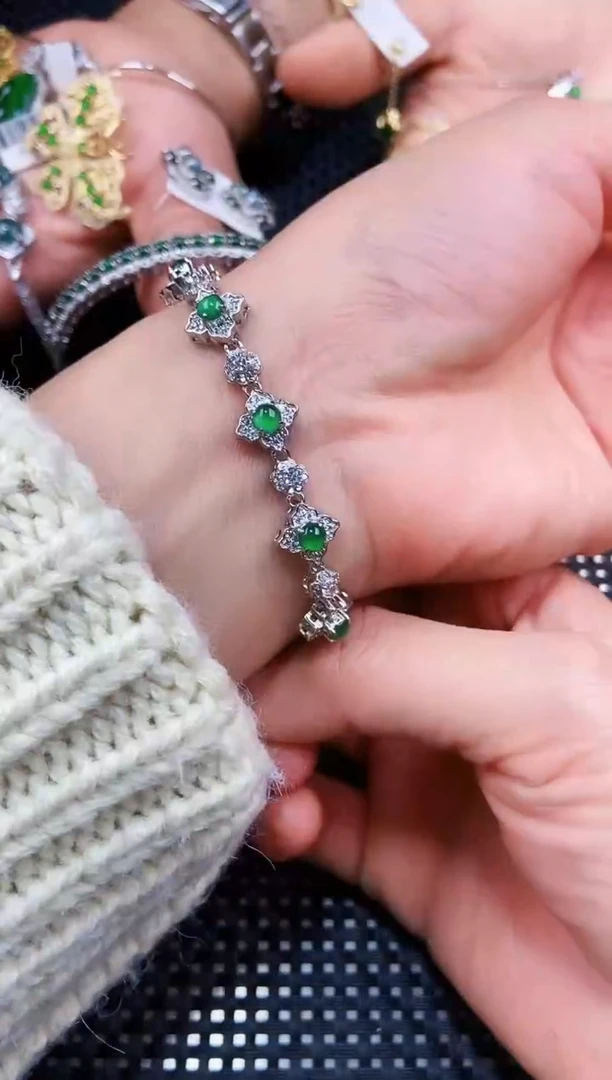 【闪购商品】翡翠手链未镶嵌11111111