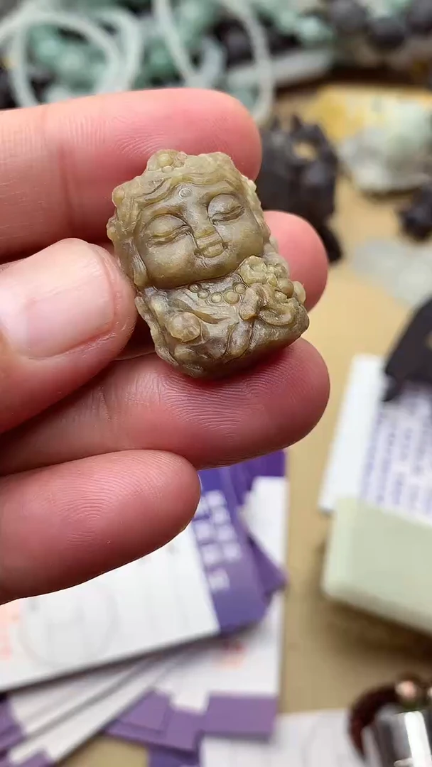 定制翡翠未镶嵌翡翠1