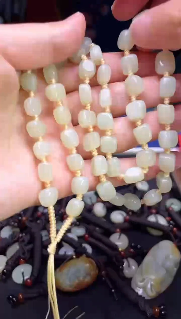 颈饰未镶嵌和田玉123