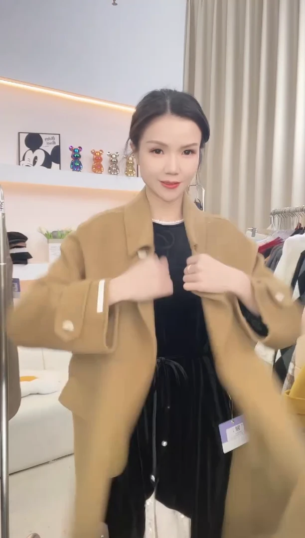 驼色大衣外套均码80-130斤@511043