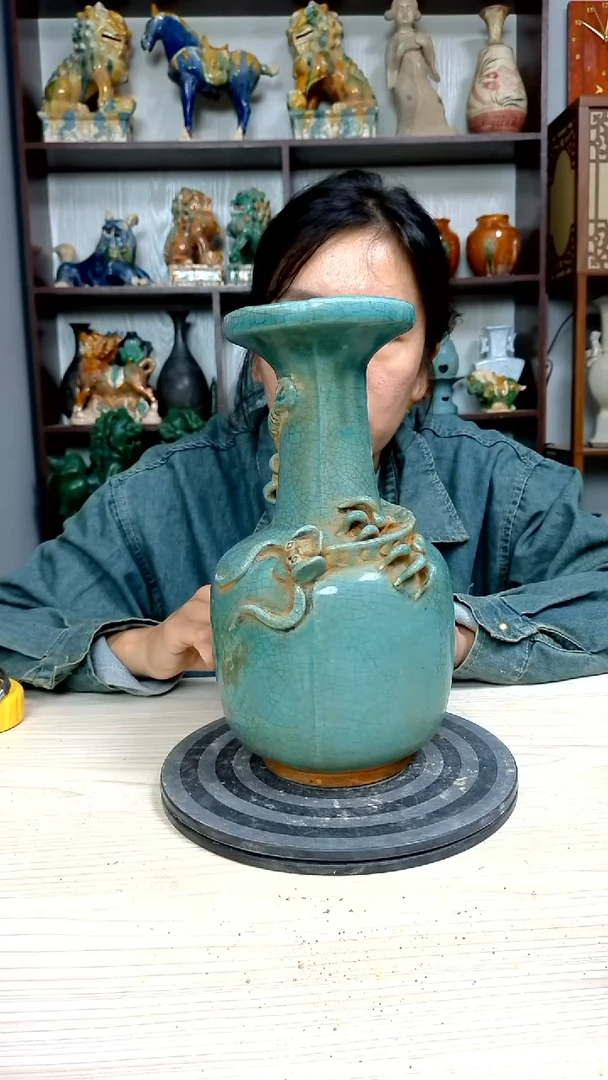 经典精美复古风格瓷器