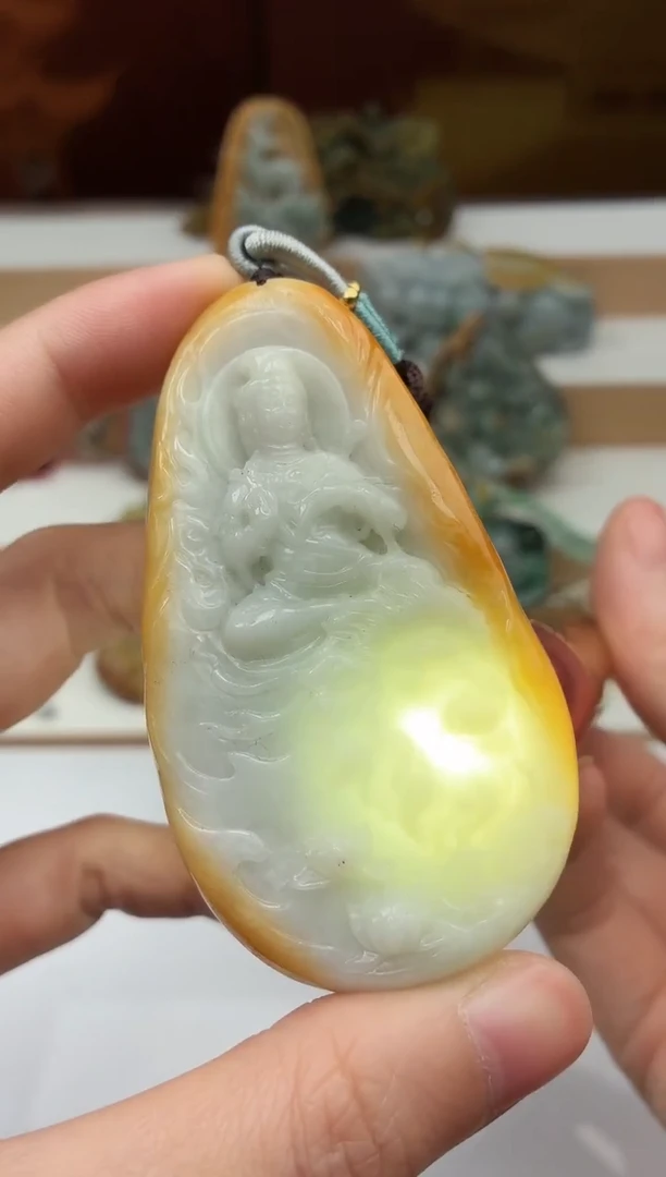 颈饰未镶嵌翡翠牌子