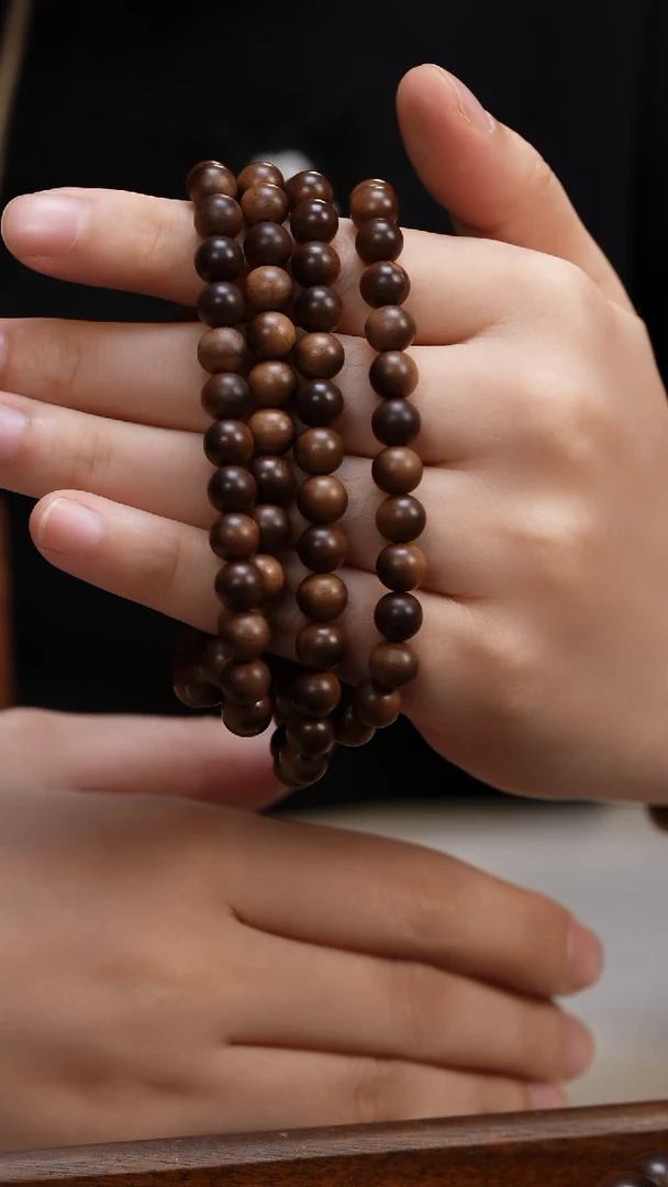 檀香木手串/手链高山老山檀香0.8圆珠多圈108颗倒架