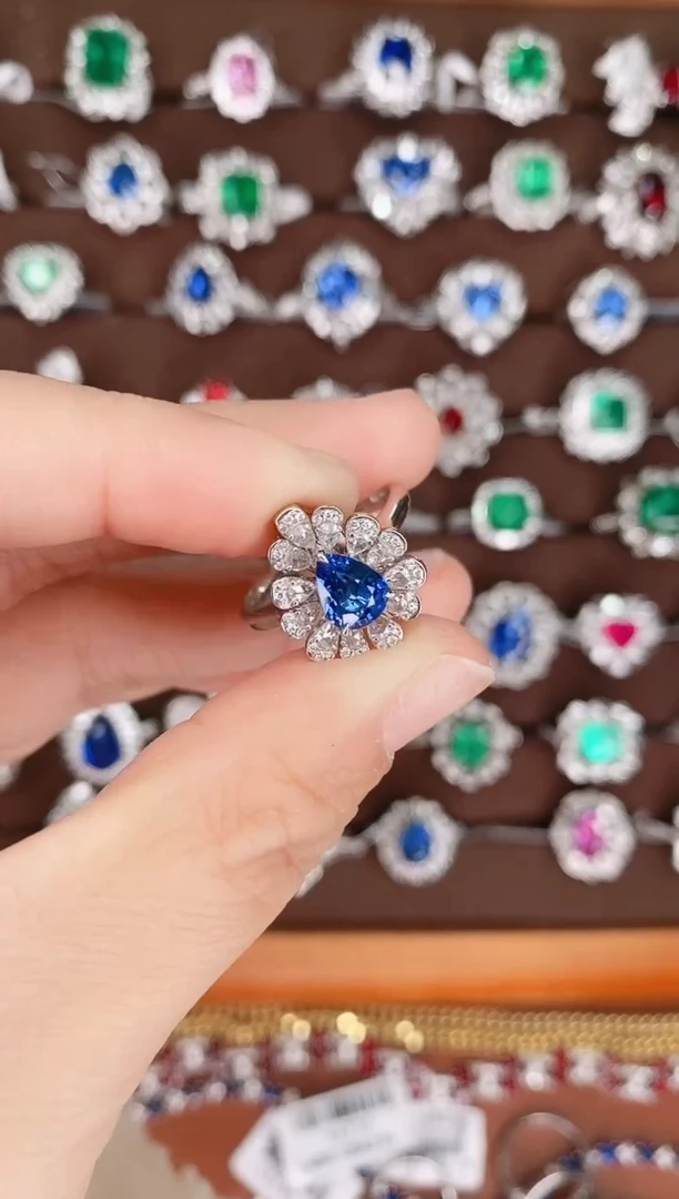 【闪购商品】蓝宝石18K金戒指18K金镶嵌1.2克拉