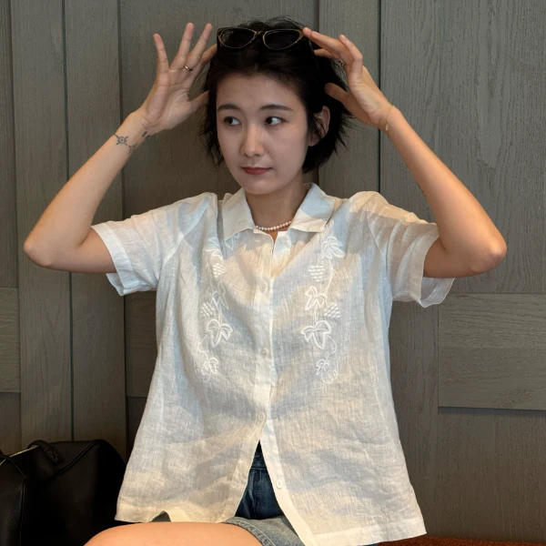 浪清/女装推荐 欧茵珊花卉刺绣亚麻衬衫45631#